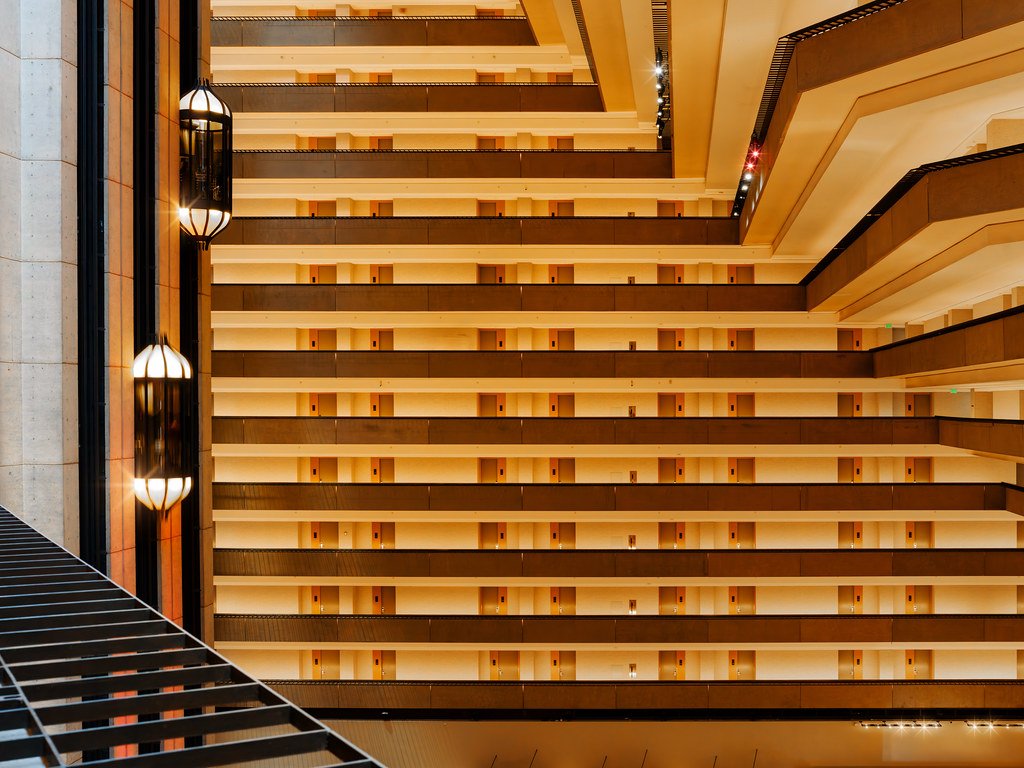 luxury hotel amenities