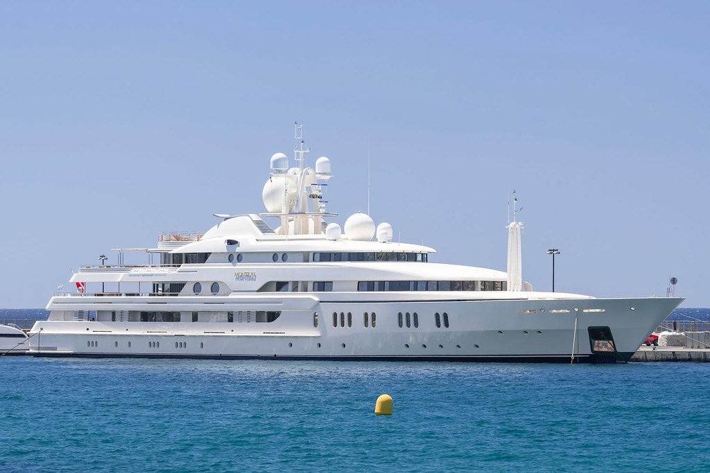 billionaire lifestyle